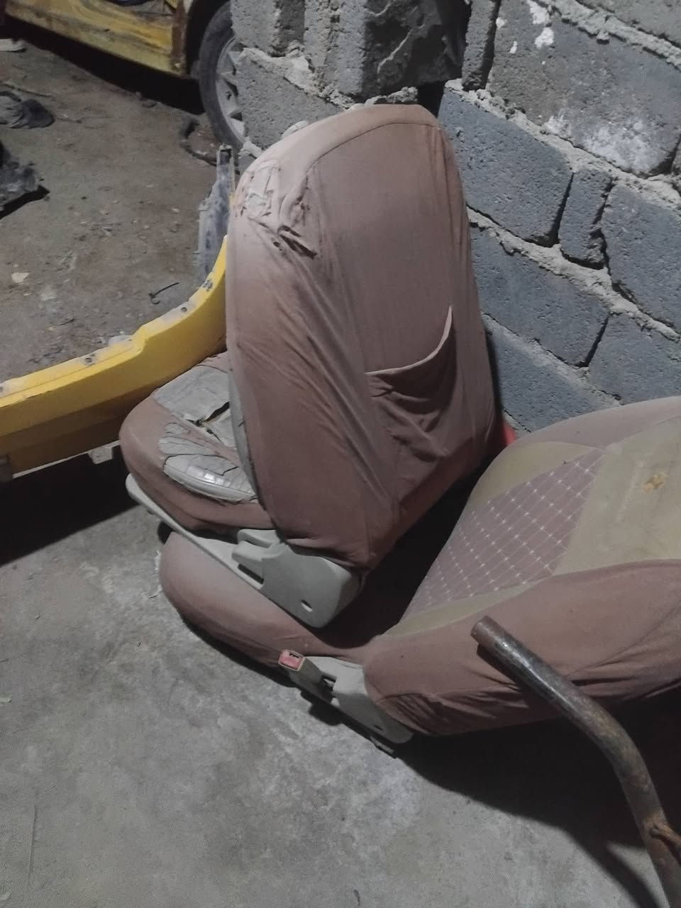 السلام عليكم سياره شيري فلاوين 2013 تفصيخ غراض ايي شي تحتاج موجود مكان حله بابل للستفسار ***********
