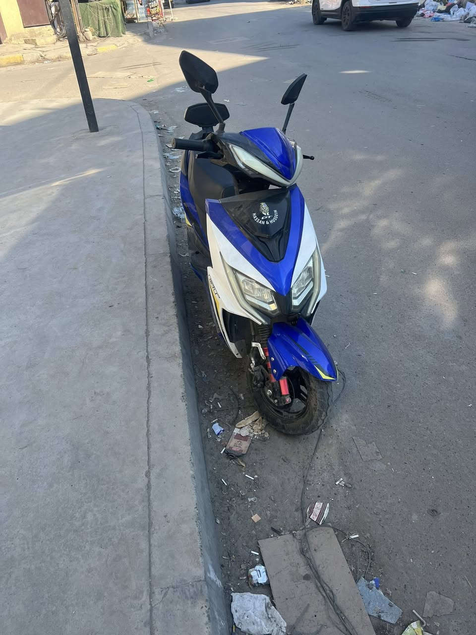 دراجه شحن سكنز gt2025  ست بطاريات ثلاث سرع تمشي  60حقيقي ثلاث انضمه تشغيل مثبت سرعه بركات دهن دراجه كامل مواصفات  دراجه جديده كلش شحنها خير من الله بغداد قرب ساحه اللقاء  ***********
