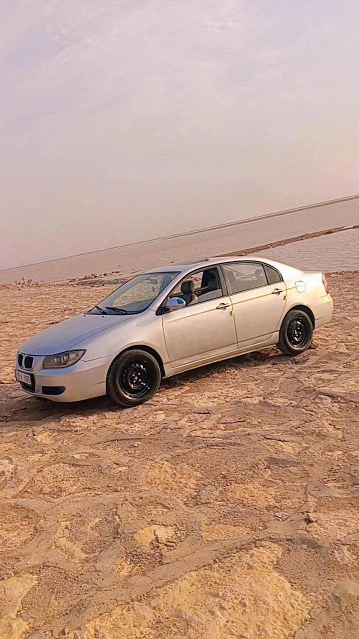 سلام عليكم ليفان 620 موديل ٢٠١٢ مكفوله من ضربه مصبوغة عام جمالية اثر جراد وهاي كم صورة الها موجودة بالمنشور قبل لااصبغها  قبل ١١يوم صبغتها نضيفه وجاهزة من كلشي كير مكينه بلاد  صدر تبريد تدفى لايت زنون تخم تاير كله جديد كلج ياباني جديد سياره جاهزه من كلشي وكبل لشارع رقم واسط مميز سنوية لل٣٠ بسمي سعر ٤٧ وبيهة مجال *********** مكاني واسط نعمانية
