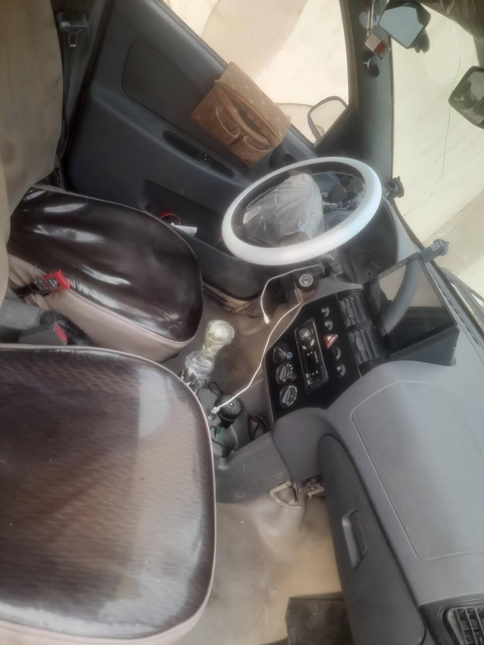 طيبه 2015 رقم بغداد سياره جاهزه  مكانهه بغداد سيديه سعر 29 وبيهه مجال اتصل واتساب ***********
