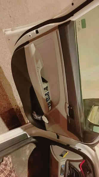 النتره 2017 وارد أمريكي محرك 2000 دوش المرغوب تخم تاير جديد نص مواصفات ماشيه 105الف صدر امامي وخلفي كلها جديد تحكم ستيرن شاشه كامره نظام قيادة نورمل وسبورت و يكو السونار جديد الباقي كله بشرط ليبل واحد الباقي مكفول السعر 140 ورقه وبيه مجال للاستفسار الاتصال ***********
