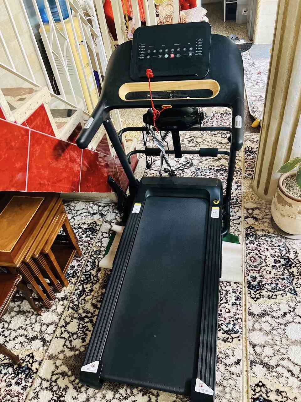 للبيع جهاز مشي (تردمل) بحالة ممتازة
يتحمل وزن 180 كغم 💪
وياه أثقال + جهاز هزاز
مناسب للبيت والرياضة اليومية.

البيع بسبب عدم الاستخدام
السعر خاص


**إذا كنت صاحب هذا الإعلان وتريد حذفه لأي سبب، رجاءا أرسل رسالة إلى الدعم الفني**