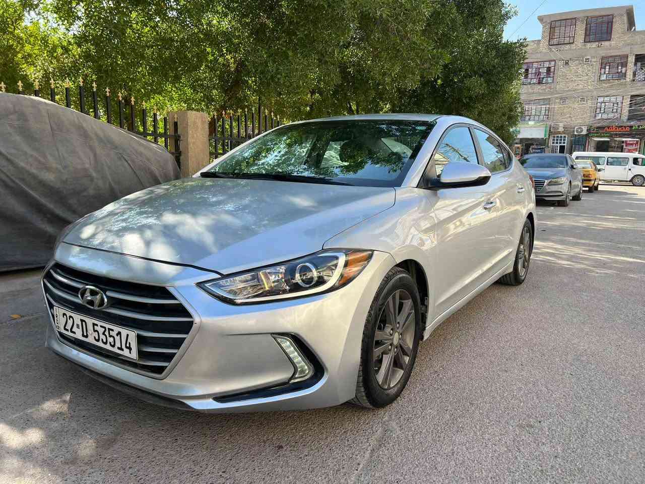 السلام علكم النترا موديل 2017 رقم اربيل الدولي الجديد ب اسمي تريد تحويل وكاله ثاني يوم هزه وفحص وسنويه ورقم كله جديد حادثها قبق جنطه فقط ليبل واحد السياره بدون تبديل بدون ايرباك لغد شاصي كفاله كير ومحرك 2000 دوش مكفولات برغي ممفتوح بيهن صور حادث وسونار مرفقه مكانها بغداد *********** السعر 115 وبيها مجال بسيط شاشه كبيره وكامره وتحكمات ونود درايف وبعد بيها مواصفات اكثر بغداد, العراق
