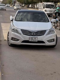 ازيرا موديل2014 مكينة 3000  فول واحد على واحد  السعر 145 07853337677 ب...