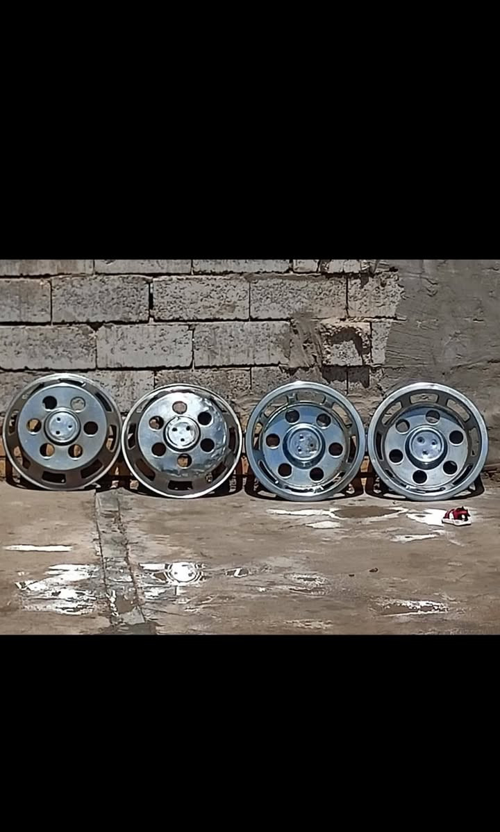 السلام عليكم كبات حجم 19ونص للبيع***********
