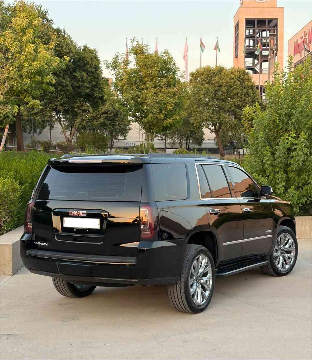 جمسي يوكن SLT خليجي وكالة المنصور 2015 🔴انسب سعر بالسوك 298$
فور ويل 4X4
محرك 5.3 المرغوب
بصمة تشغيل عن بعد
مقاعد جلد
سكليتر كهرباء تحكم دوسة رجل
ويل كب 22
داتا شوو تنبيه
كشن رجاج 
شاشة كبيرة
كامرة دوارة
7 راكب 
قاصة سرية 
تبريد مركزي
رادار
حساسات امامي وخلفي
تحديد مسار 
سستم سماعات BOSSE
نقط عمياء
لدات امامي وخلفي
مراية كهرباء شفط
 اشاير مراية
لايتات زنون وكشاف زنون
انظمة قيادة ومنحدرات
باقي مواصفات اليوكن معرفة
مكفولة كفالة عامة
ماشية 90 الف حقيقي بالشرط
رقم وهزة وسنوية كلها جديد باسمي
سعر : 298$ وماكو هيج سعر بكل السوك 
*********** / اربيل
