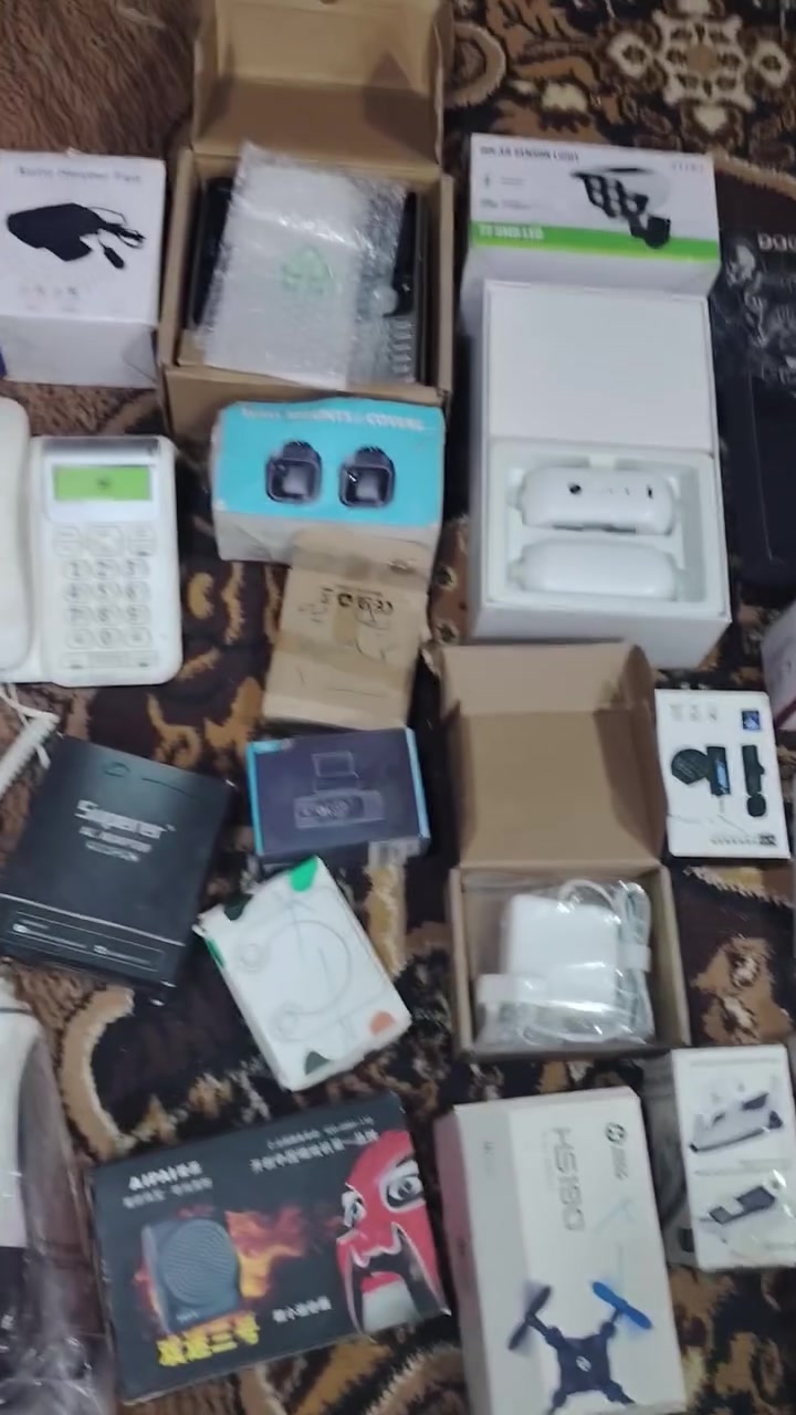 شلعه للبيع الكتروني وملابس سعرهم ٩٠ قفل متوفر توصيل


**إذا كنت صاحب هذا الإعلان وتريد حذفه لأي سبب، رجاءا أرسل رسالة إلى الدعم الفني**