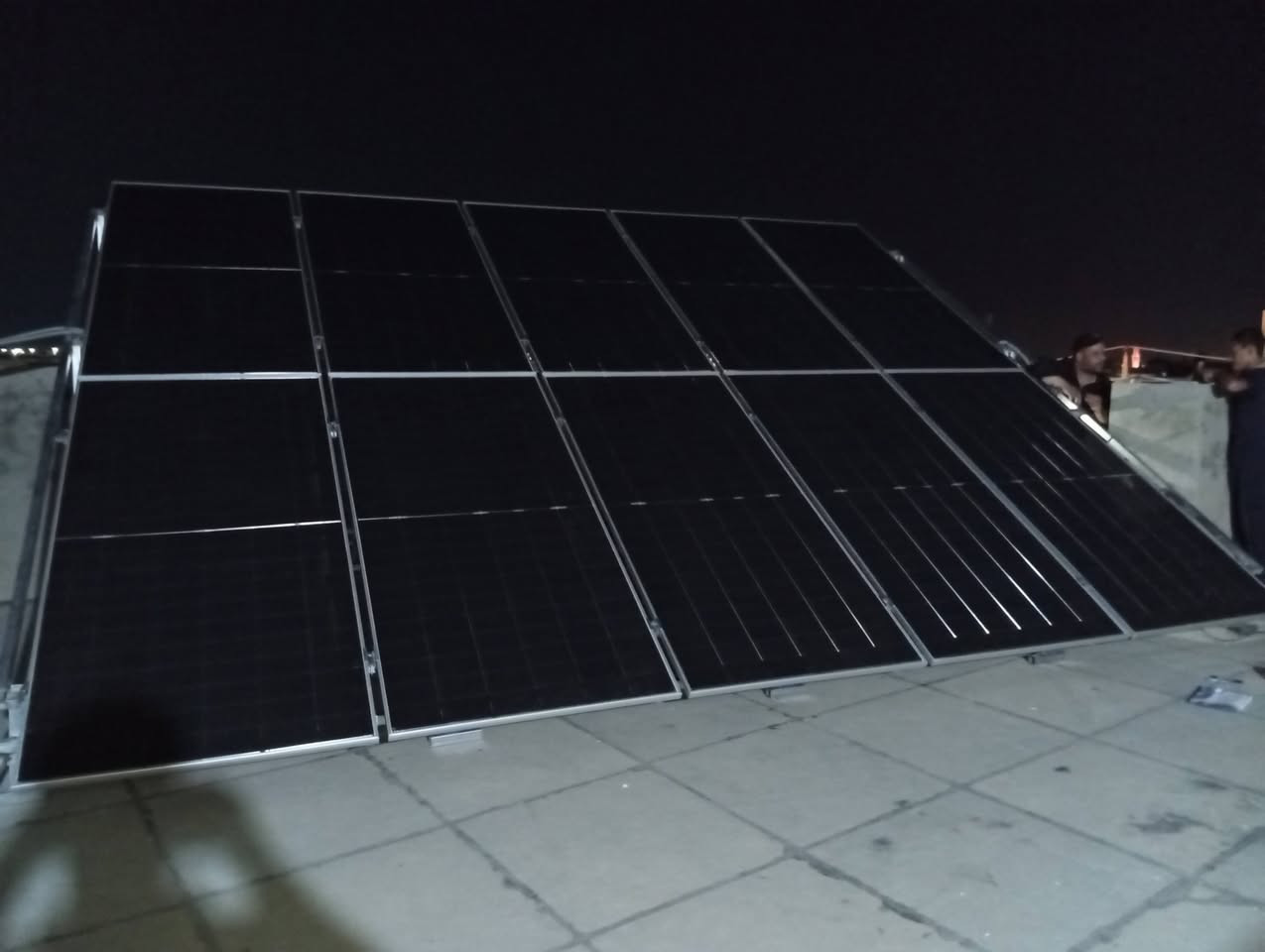 على بركة الله
تم تنصيب منظومة طاقة شمسية 
32 امبير
المتكونة من 
بطارية بسعة 16.07KWH من شركة مارسريفا ضمان5سنوات 
والانفيرتر بسعة 12KWمن شركة مارسريفا ضمان3سنوات 
والالواح جينكو 615W ضمان 12سنه
في:واسط/قضاء النعمانية
للإستفسار الاتصال أو مراسلة الارقام التالية 
***********
***********
***********
