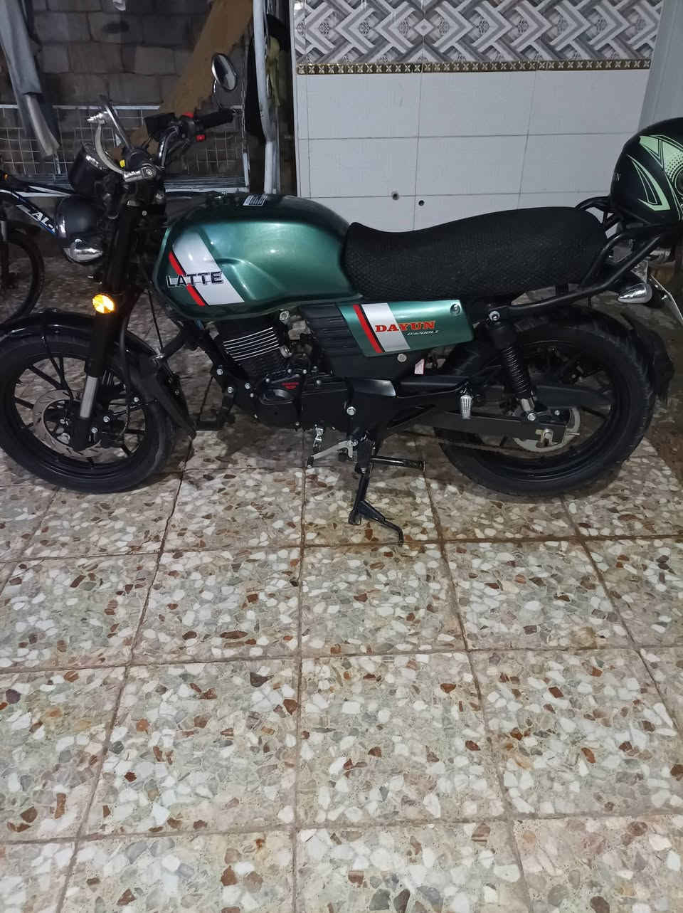 سلام عليكم ورحمه الله.دراجه دايون لايتي للبيع تفاصيل داخل وهاذه رقمي ***********
