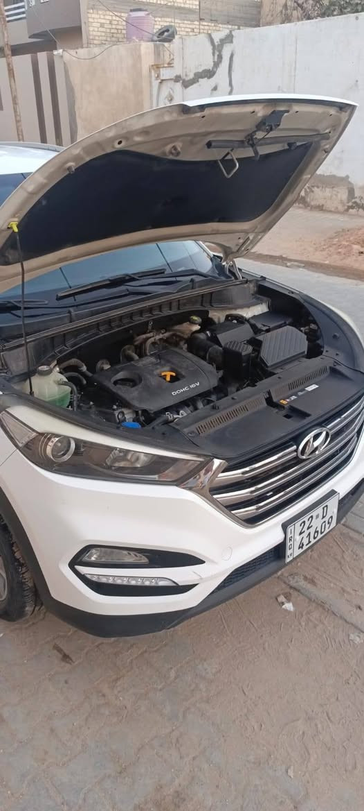 تحيه طيبه
توكسان خليجي 2018نص مواصفات كفاله عامه رقم اربيل
باسمي تحويل مباشر  الرقم الجديد سنويه الى 2029
مواصفاته نص فول سياره جديده وما عايزه برغي ونضيفه
وجناي سياره من سنتها بيدي طلعت من المعرض سياره جديده بمعنه الكلمه 
 ***********
سعر 182وشراي يدلل وبالخدمه
