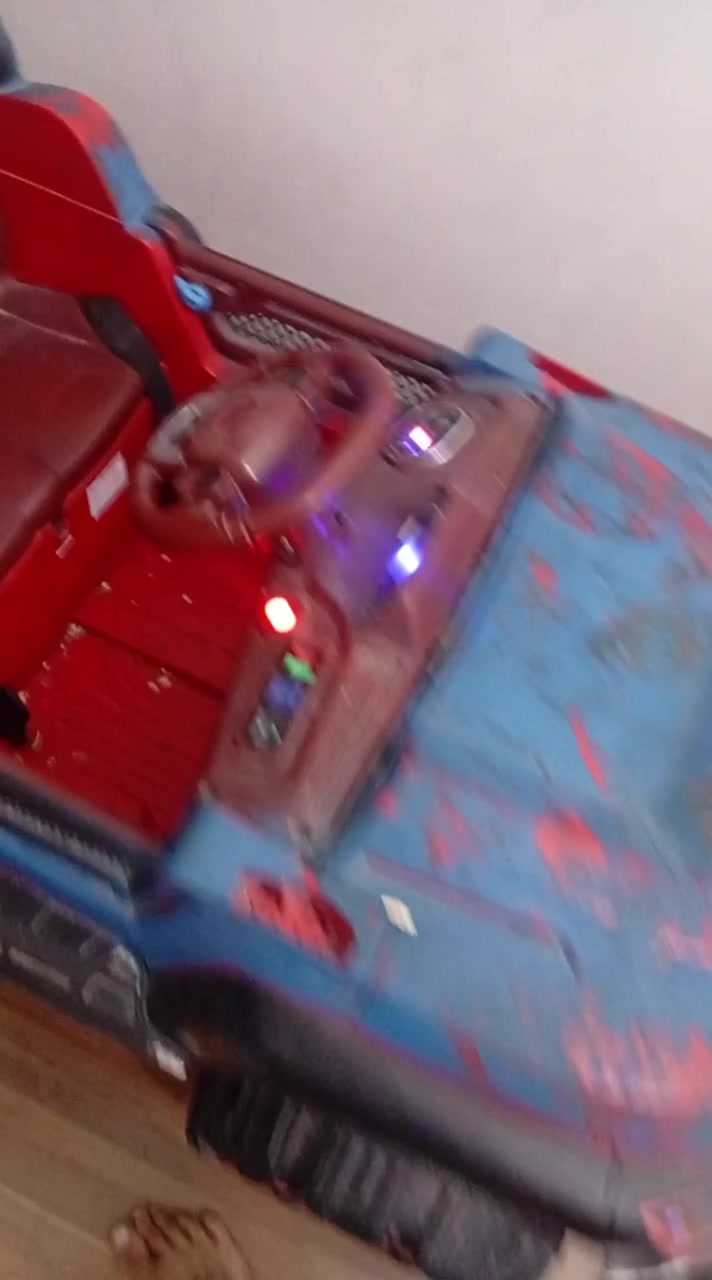 كلشي شغال بيهه سعره 50مكان بغداد المدينة الصدر بل داخل يم سوق الأوله الاوان اغاني الباب ينفتح سرعه25 جديد بس يرادله صبغ نفرين رقمي ***********3
وتحاتي الك
