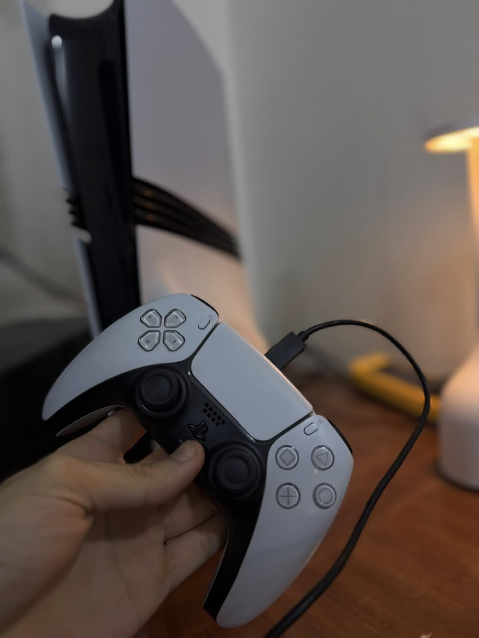 سلام عليكم 
Ps5 Pro استخدام قليل جدا نظافه ‎%‎100‎
اشتريته بواحد 100وياه محرك اقراص ب200وياه ستاند سوني الاصلي كلهن اريده مليون 150مكاني ديوانية ام الخيل الاولى كارتونه ملحقات كامله


**إذا كنت صاحب هذا الإعلان وتريد حذفه لأي سبب، رجاءا أرسل رسالة إلى الدعم الفني**