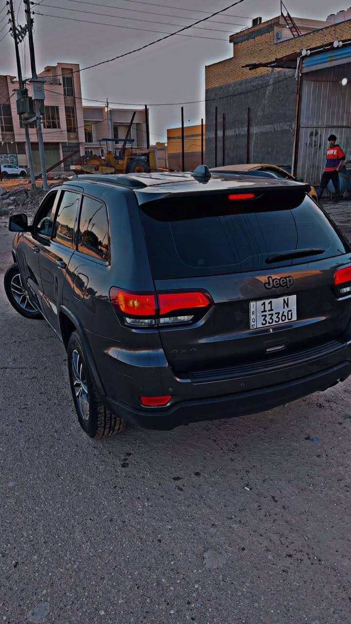 سلام عليكم
جيب2016 كراند شيروكي رقم بغداد دولي السياره تحكمات شاشه بصمه تدفئه وتبريد اوتو ستوب مانع انزلاق نظام السبورت

فول ما عدى الفتحه 

سياره جديده وجاهزه ماشيه 130 مكانها ناصريه مركز حادثها من امريكا فقط بنيد  

أو بغداد 

السعر 175 وبيها مجال بيع أو مراوس 

***********
