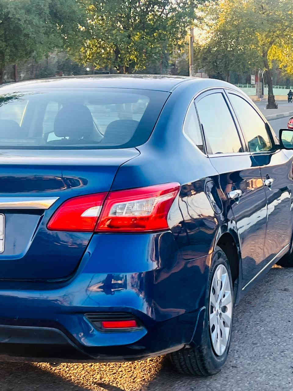 نيسان سنترا
موديل 2019
ضرر: جاملق وبنيد  بدون دواخل 
مواصفات 
شاشه 
كاميرا 
رادار 
حساس 
تحكمات ستيرن 
تحديد سرعه 
بعد بيها مواصفات 
مكان موصل
سعر115 مجال بسيط
***********
***********
