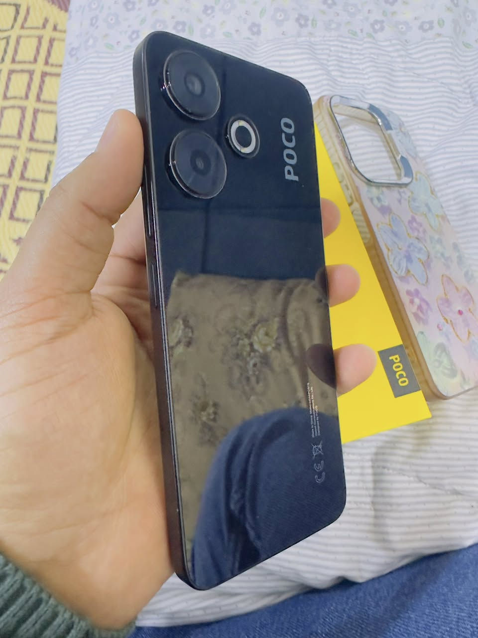 بوكو M6 ذاكرة 256 بطارية 5000mha
نظافة ١٠٠%. شرطط مامفتوح وبدون عيب ويا شاحنه بلادي 33w وكارتون 170 الف فقط بيع 
*********** 
***********
