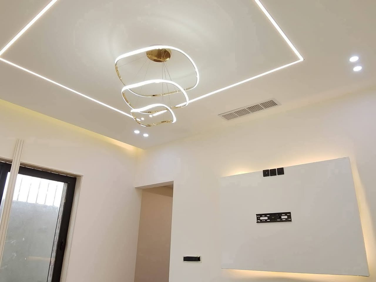 الديكور جبسون بورد صبغ صبغ للديكور *********** باسم مصري
