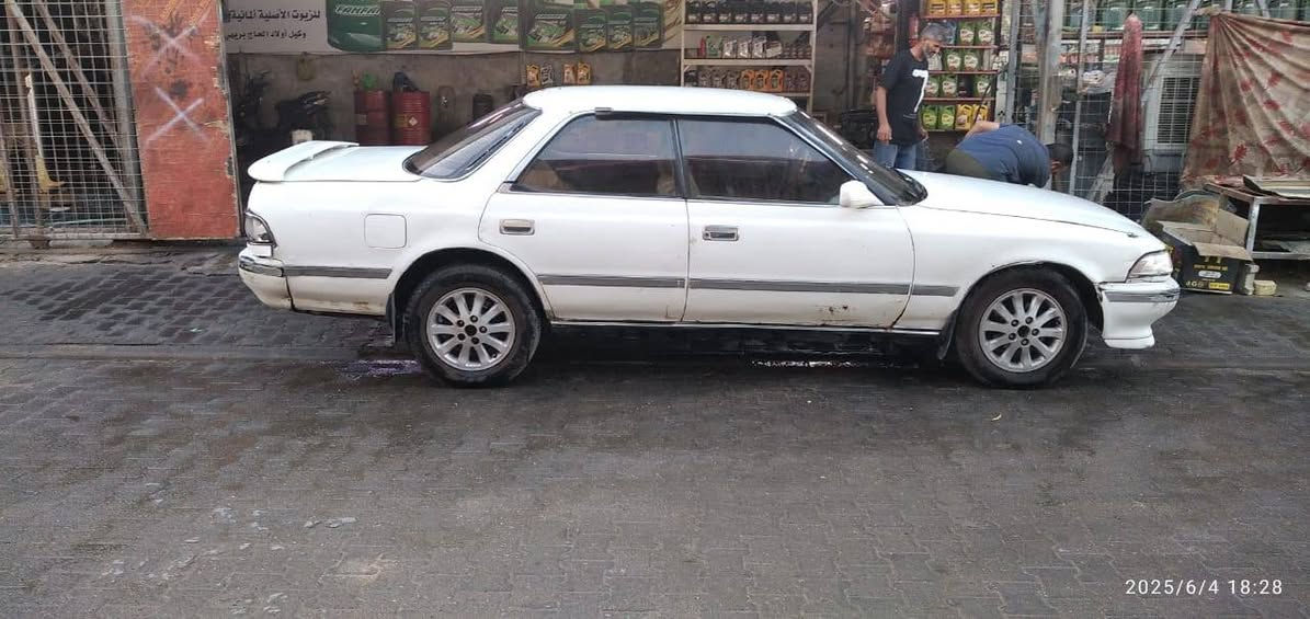 السلام عليكم ورحمة الله وبركاتة مارك عضم مديل 91 سياره نضيفه وناعمة ترايك وين متريد مكفولة من كص والضربه القويه سياره فقط نقل سنويه نهايته 2026 راعيها يمي جيراني دواخل نضيفه بيها خيط بخار ونجي مكينه وكير العنوان نجف السعر 26 وبيها مجال الشراي يجي خاص أو يتصل ***********
