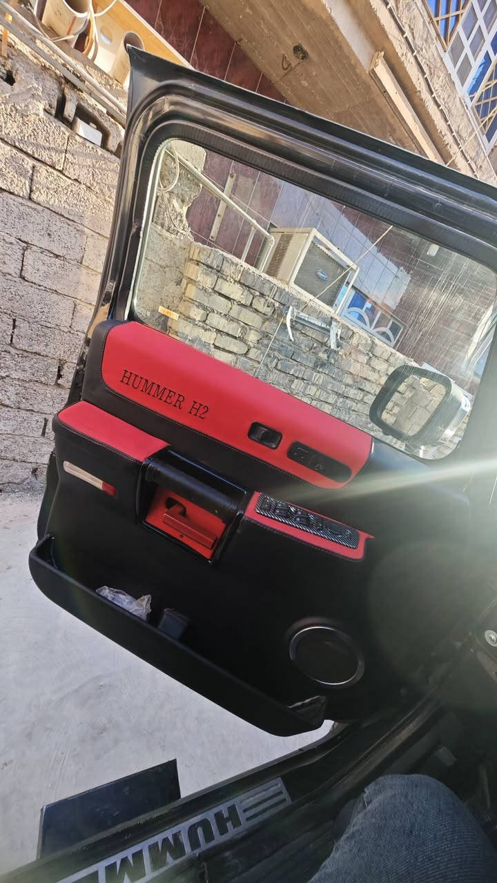 مراوس بتاهو بنفس السعر 
همر H2 موديل 2003
محرك و كير و تبريد مكفولات محرك 6100 
بدون ضرر صبغ حزام جمالية اسود طافي و القمارة بلادية بس جاردة
مري قلاب 
نظام مراقبة ضغط الاطارات
عليها سستم صوت و دمام 
منضومة غاز 80 لتر
نظام بصمة و تشغيل عن بعد 
تخم تاير تايلندي الاصلي قبل شهرين شديتة 
رقم بغداد باسمي تحويل ثاني يوم سنوية لغاية 2030
شاشة اندرويد فول مواصفات سعرها ورقتين و نظام كاميرات 360 درجة 
سعرها 185 مكاني ديالى بعقوبة 
***********
