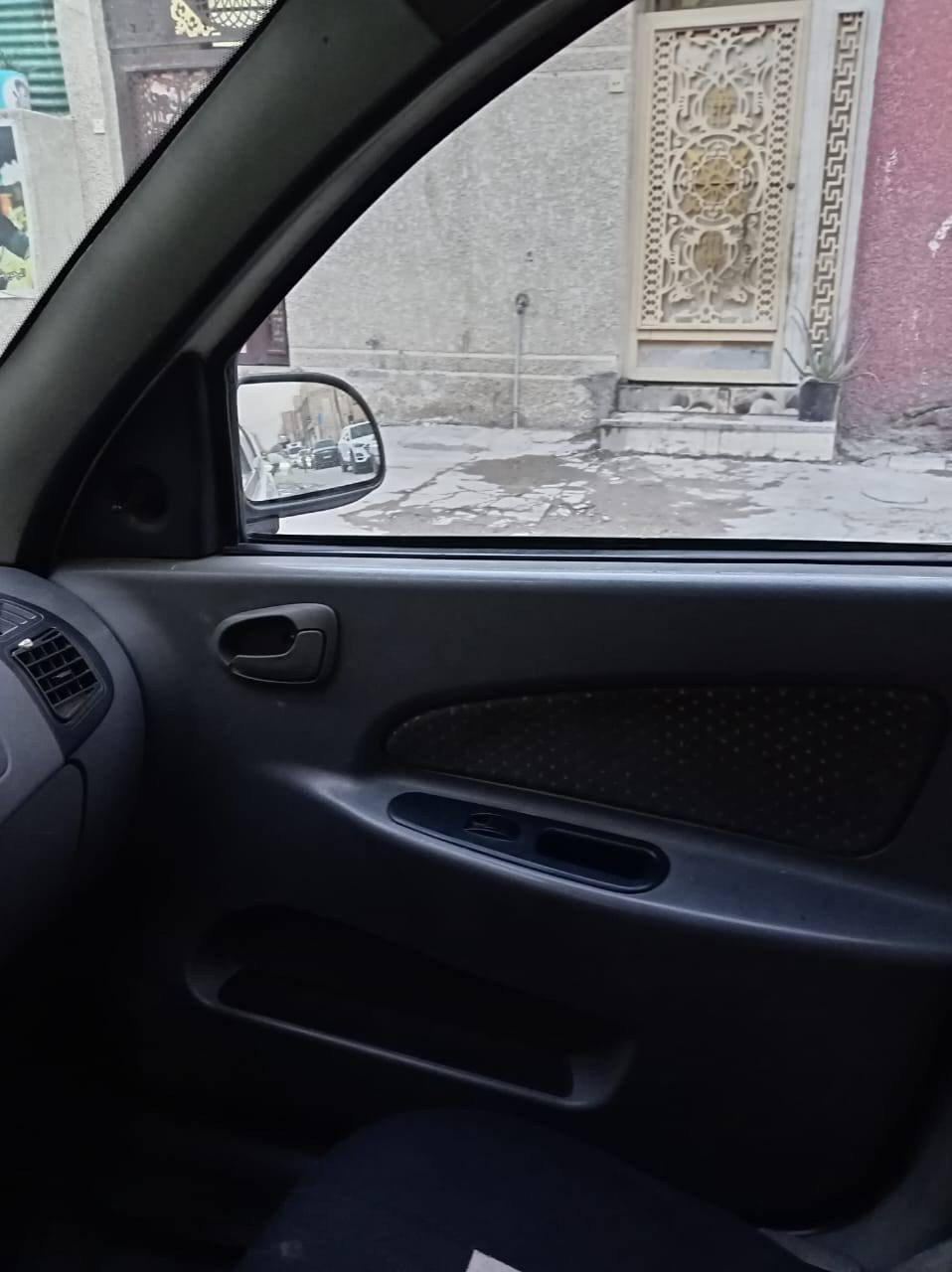 السلام عليكم تايبا للبيع موديل ١٢ بأسمي مكفولة كفالة عامة السيارة تخم تاير صدر جديد أمامي وخلفي مع الدبلات تخم تاير جديدقوايش جدد بولبرنات جدد راديتر وبنكات جدد دوشمة جديدة شواصي جديدة عدا طخة بالجاملغ الأمامي عدلتها عالبارد وتبخير قليل ولكن لايوجد بالمكينة  لا بوش ولا صوت تكلف ٣٠٠ ألف السعر ٣٦ وبيها مجال بسيط مكاني الحرية ***********
