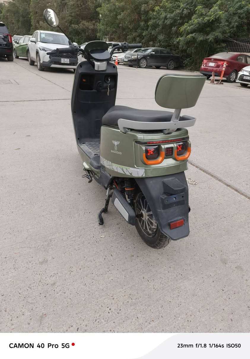 دراجه  شحن استعمال قليل  ٦بطريات  سرعه ٦٠  كامله  علا وضعها  شركه  سعر ٦٠٠وبيه مجال  بصيط مكاني العلاوي بغداد ***********
