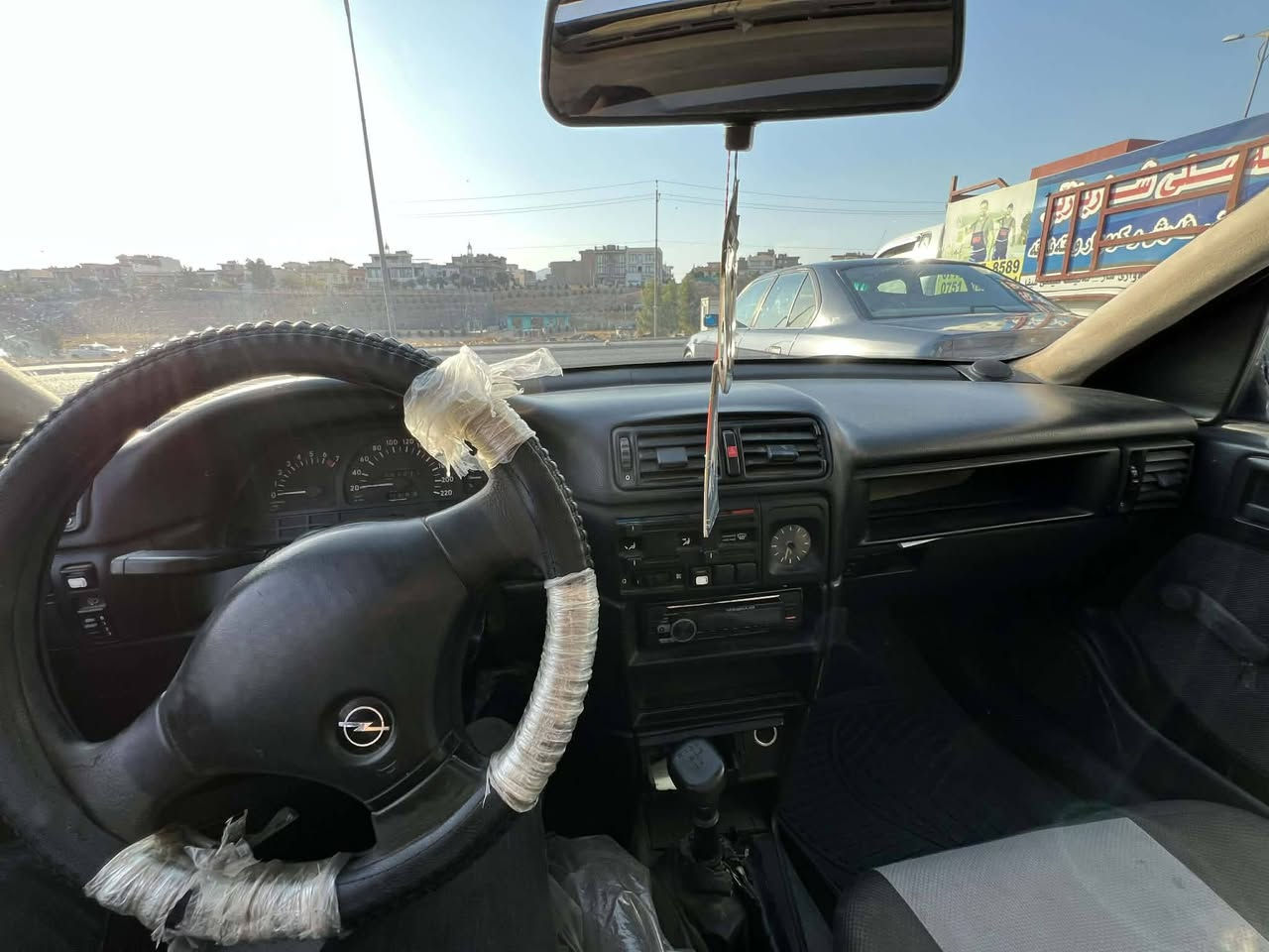 بەناوی خوای گەورەو میهرەبان
ئەدمین ❤
ئۆپڵ ڤیکترا بۆفرۆشتن
نمونەی جوانی بەس ماشااڵڵەی ئەویت
مۆدیل ۱۹۹۱
مەکینە ۲۰
گیڕعادی
پاوەر
ئاڕم پلاستیک سلیمانی بەشەرتی ئەوەلیات و غرامە
مەکینەی لۆک تازە سەرخراوە کلاج و عەینەشی لۆکە گیڕی بئ عەیبە
سەیارەکە کامل جایزە بەس ماشااڵڵەی ئەویت
قەترە ڕزیوی پیوە نیە دەعم و لیدراو تەنانەت قرچیشی نیە
ماڵەکە زۆر پاکە لیی بئ منەتم لە هەموو ڕویەکەوە
نرخی ۳٤ گەڵاو معامەلەیەکی برایانەی تیایە
ڕەحمەتت لئ بیت مشتەری نیت ماڵی کەس مەشکینە مشتەریت تیل بکە لە خزماتتام
لەسلیمانیم
0771 737 11 23
