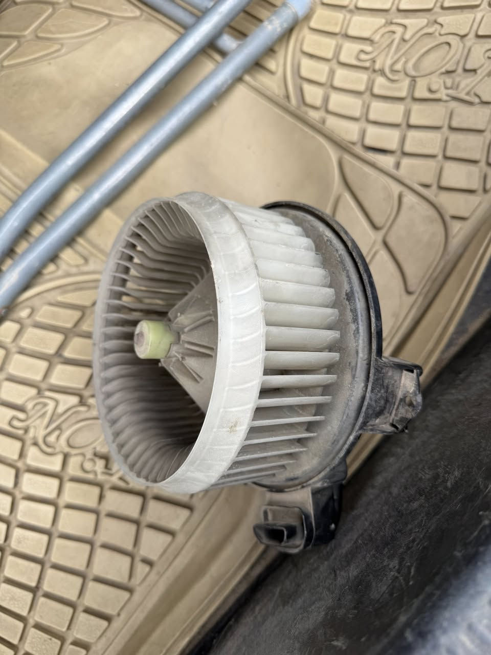 سلام عليكم شباب ڤان كامري٢٠٠٧لبيع بلادي شغال شرط ضمان وفحص سعرا٥٠الف مكاني كركوك


**إذا كنت صاحب هذا الإعلان وتريد حذفه لأي سبب، رجاءا أرسل رسالة إلى الدعم الفني**