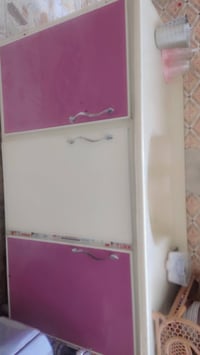 خزانة • للبيع