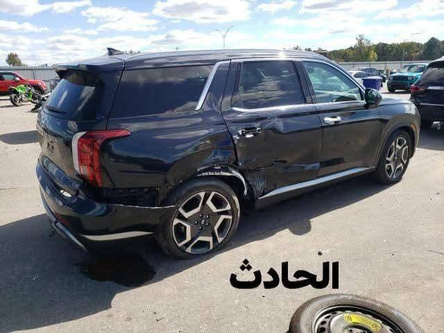 سلام عليكم 
هيونداي بلاسيد 24 حادث جدآ خخفيف بدون ايررباك ماشيه 13 ألف فقط 
فئه بريمر فول مواصفات 
مصلحه و كامله متواجدة في البصره 
***********
