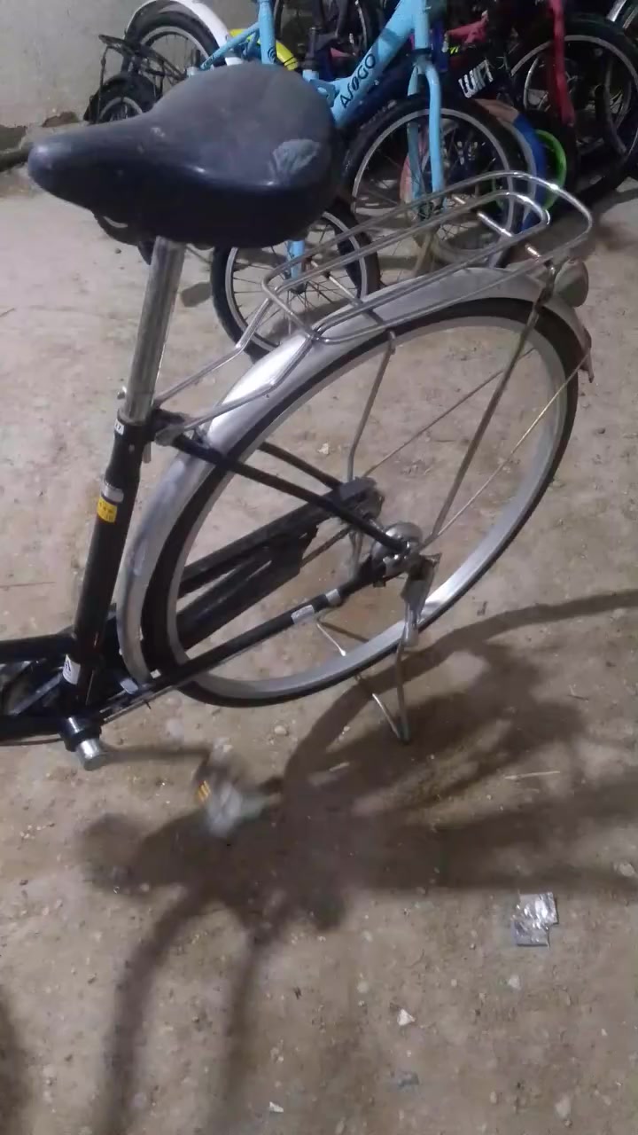 مرحبا شباب سلام عليكم
بيسكل لبيع مثل ما موضح بالصورة 
كامل جاهز تجي تفحص وتسوق 
قياس 27بناتي 
ويل حساس 
ويالة لامنيوم 
75الف


**إذا كنت صاحب هذا الإعلان وتريد حذفه لأي سبب، رجاءا أرسل رسالة إلى الدعم الفني**