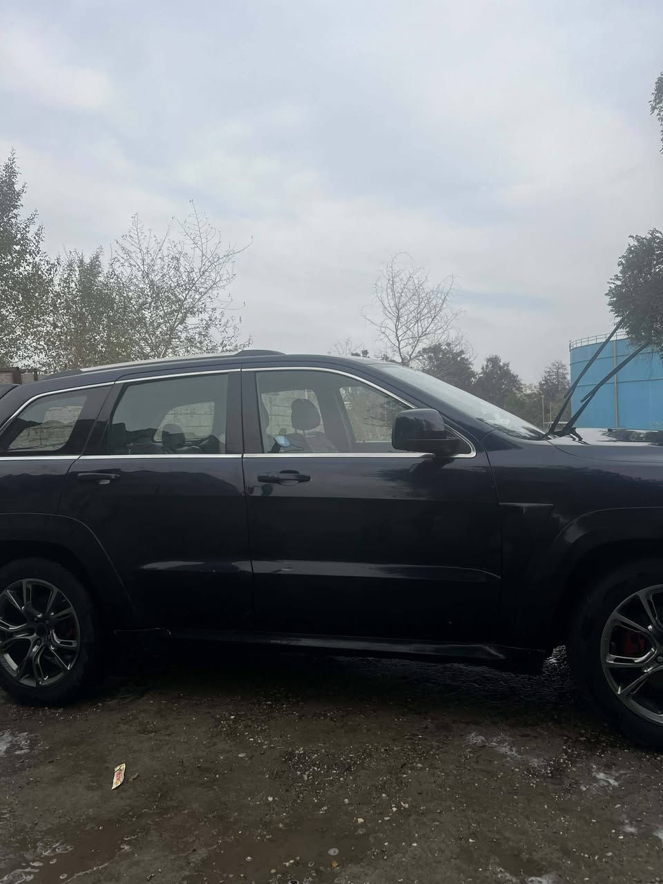 سلام عليكم جيب شيروكي موديل 11محدث العنوان سياره بغداد السعر 140وبيه مجال *********** بيه احزام صبغ
