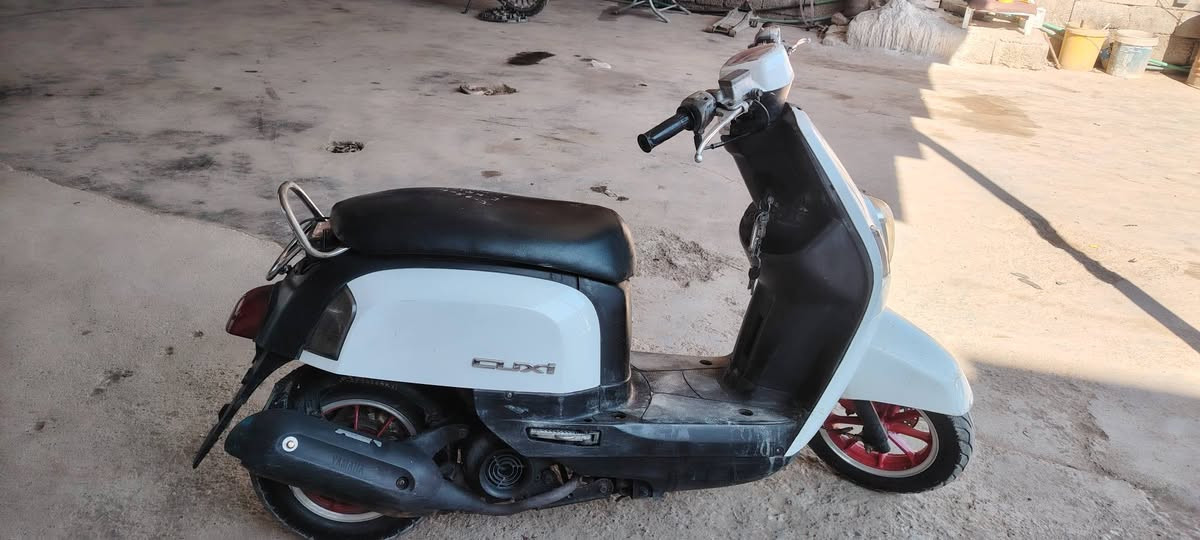 سلام عليكم بوليس 2008 كابريتر سلف وهندر رادلها تفيلس كامله كهربائيات كله شغاله لايت بك لايت اشاير دبل اشاره السعر 450 وبيه مجال 
قليل او مراوس حسب القناعه مكان ديالى هبهب 
***********
