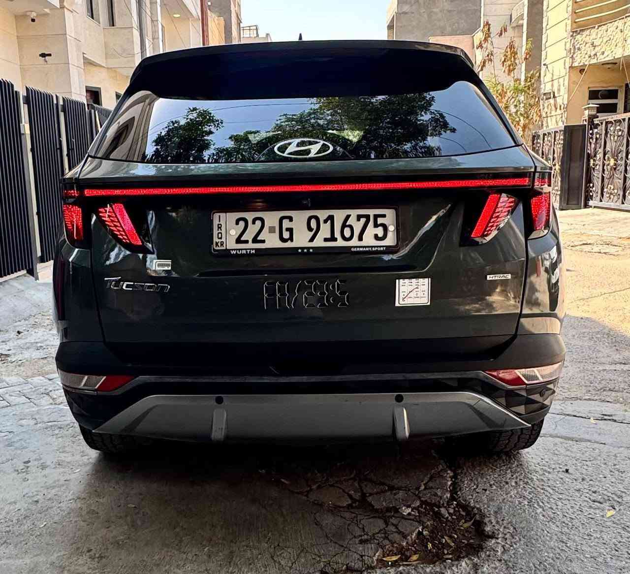 السلام عليكم 
هيونداي توسان 2022
لون رصاصي على زيتوني 
رقم رقم أربيل الجديد
وارد امريكي 
مكينه 2.5 
ماشيه 47مايل
السياره حادثه صبغ المصطره 
قبق الجنطه فقط صبغ 
ليبل واحد بدون ايرباك 
كشن تدفأ
ستيرن تدفأ
تحكمات فول 
رادار امامي
رادار جانبي  
كشنات خلفيه قلاب وتحكم بوضعيات الجلوس 
بصمات 2 
سياره معايزها ربع 
السعر 176$
للتواصل *********** 
بغداد زيونه بغداد, العراق
