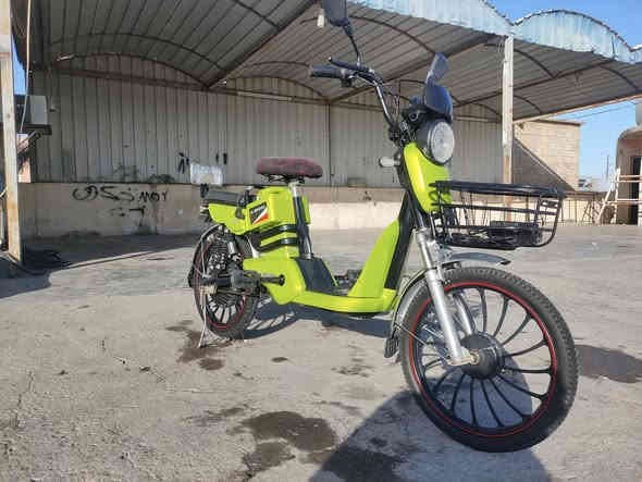 موطور للبيع بطاريات جدد موديل 23  سعر 375 مكاني الخالديه
***********
