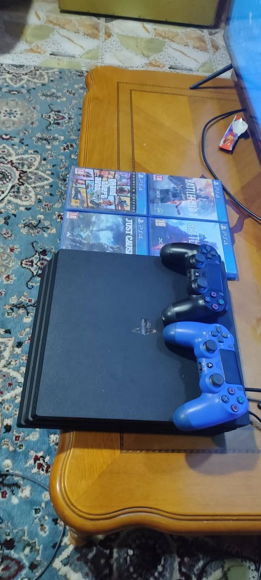 بلي 4 برو 1 تيرا
اونلاين الجهاز لوك ستيكر مامفتوح ع شررط
ويا 6 اقراص وحساب قوي كيلاته الاصلية وجوستك اصلية وحده 
وقطعة الثانية تجارية مكفول من كلشي النضافه والفحص اولا 
السعر 320 وبي مجال


**إذا كنت صاحب هذا الإعلان وتريد حذفه لأي سبب، رجاءا أرسل رسالة إلى الدعم الفني**