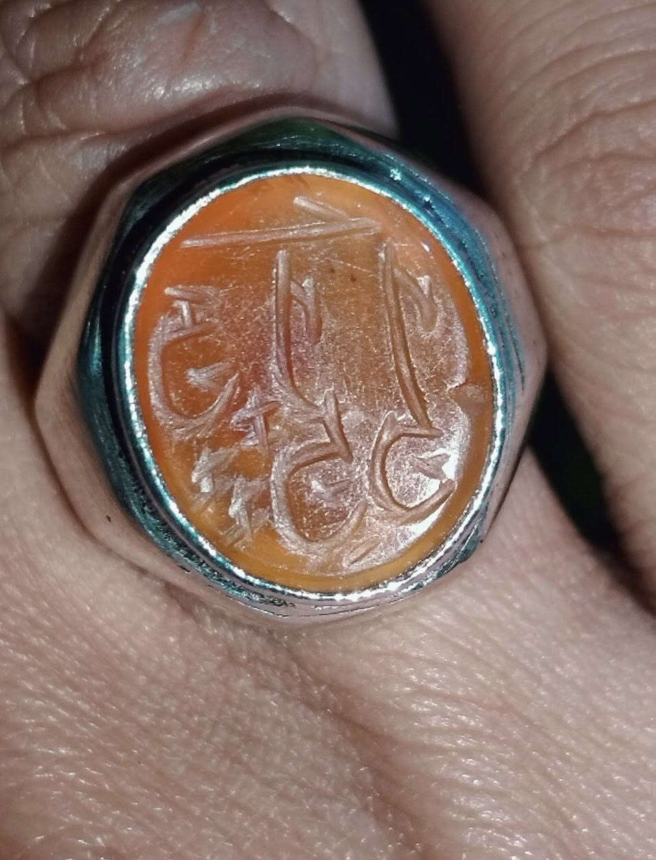 لعيون الطيبين يماني زعفران خط شفرة قديم مؤرخ لون برتقالي على زعفران للبيع للبيع ويرهم مراوس


**إذا كنت صاحب هذا الإعلان وتريد حذفه لأي سبب، رجاءا أرسل رسالة إلى الدعم الفني**