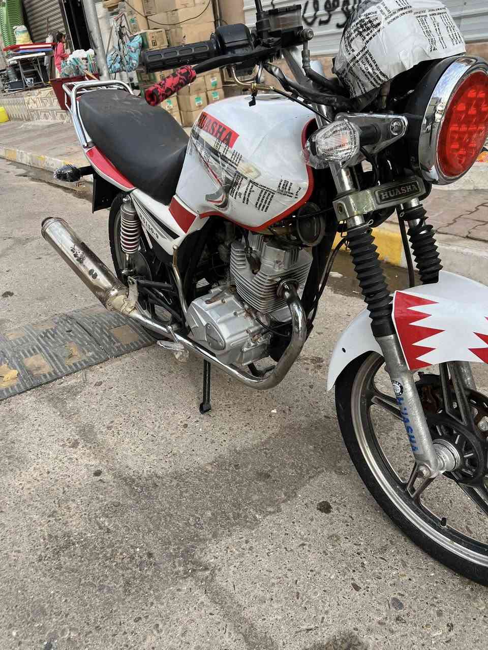 يالله هيوش للبيع موديل ٢٠١٧ كامل من كللشي كهربائية كلهه شغاله اورق فقط منفيس السعره 600 وبي مجال عنوان الرمادي التاميم ***********
