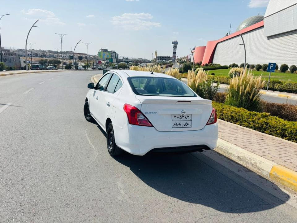 نیسان سەنی 2020
نیسان سەنی 2020

یەک پارچەی بۆیاخە ماتۆر لە لاوە لیی داوە لەگەل چەن شوینیک ساردی هەیە رەسمی سۆنەرەکەیم داناوە دەعمی قورسی نیە پیشو دوای کەپسە 

سەیارەکە لە سفرەوە لای خۆمانە کامل سیرڤسی نۆزل و پلاک و هایدرۆلیکی گێری بۆ کراوە 

شاشە ئایباد و کامێرا و کامل بەرگە کوشن و گاعی بۆ دانراوە

نرخی 105$ و شتی مەجال

***********
