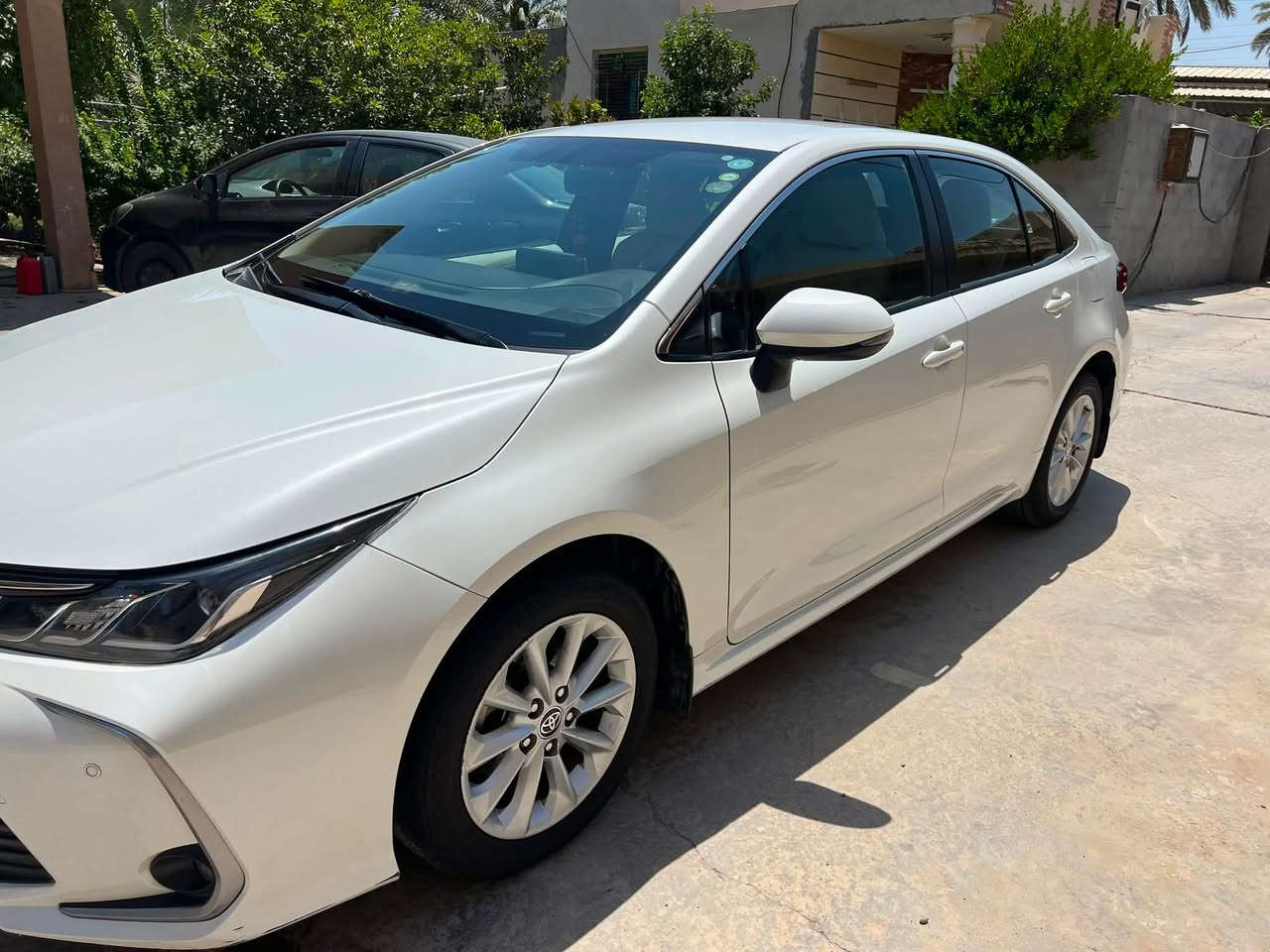 كورلاا 2021 خليجي محرك 1800 رقم اربيل ماشية 108km السيارة كفالة عامة بس بيها بارد بل باب الخلفي مثل ما موضح بل صورة السعر 165$ بيها مجال قليل مكاني بغداد شاطئ التاجي رقم ***********
