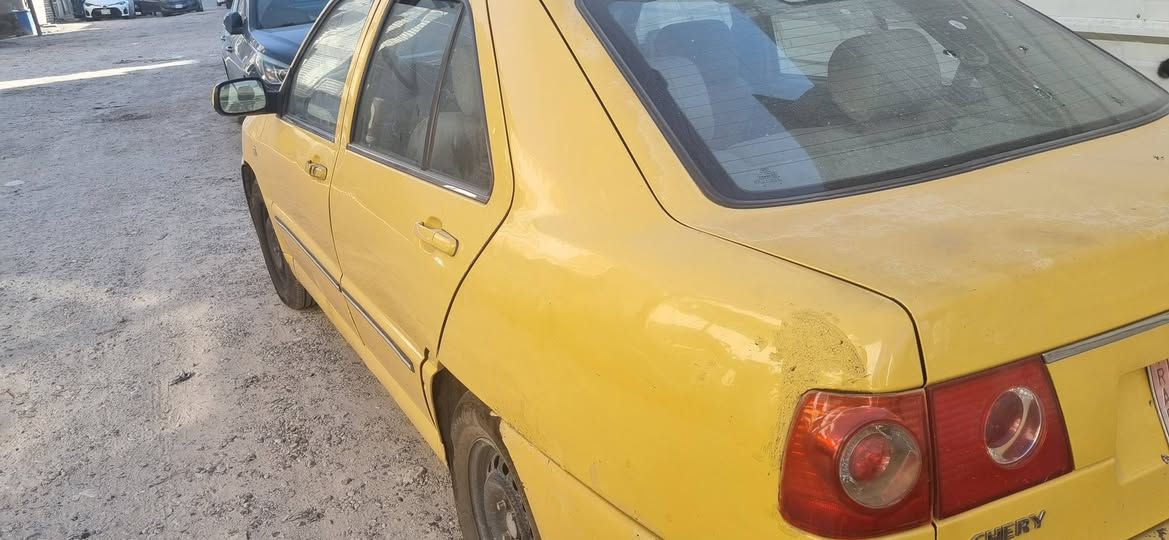 شيري كوين موديل ٢٠١١ 
السعر  ١٩ ورقة 
المكان بغداد حي الجهاد
للاتصال 👇
***********
