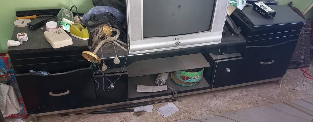 للبيع وبسعر مناسب
للمعلومات الاتصال بالرقم ***********
موقع الغراض حي الامين .
