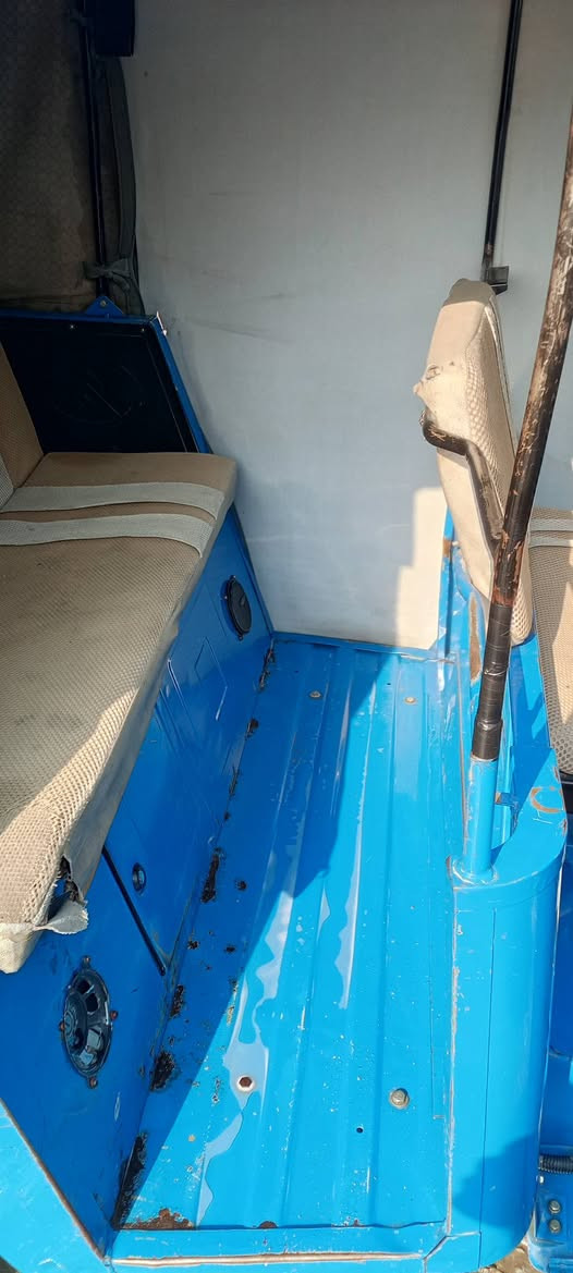 تيك توك للبيع كفاله عامه 2019
رقم ثانويه مرقم 
العنوان بغداد ابو تشير 
والسعر 3:15 وبيها مجال 
***********
