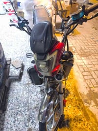 دراجه شحن هارلي  للبيع  نظيفه بس سكرتير مال شحن عاطل بطاريه جديد للتوا...