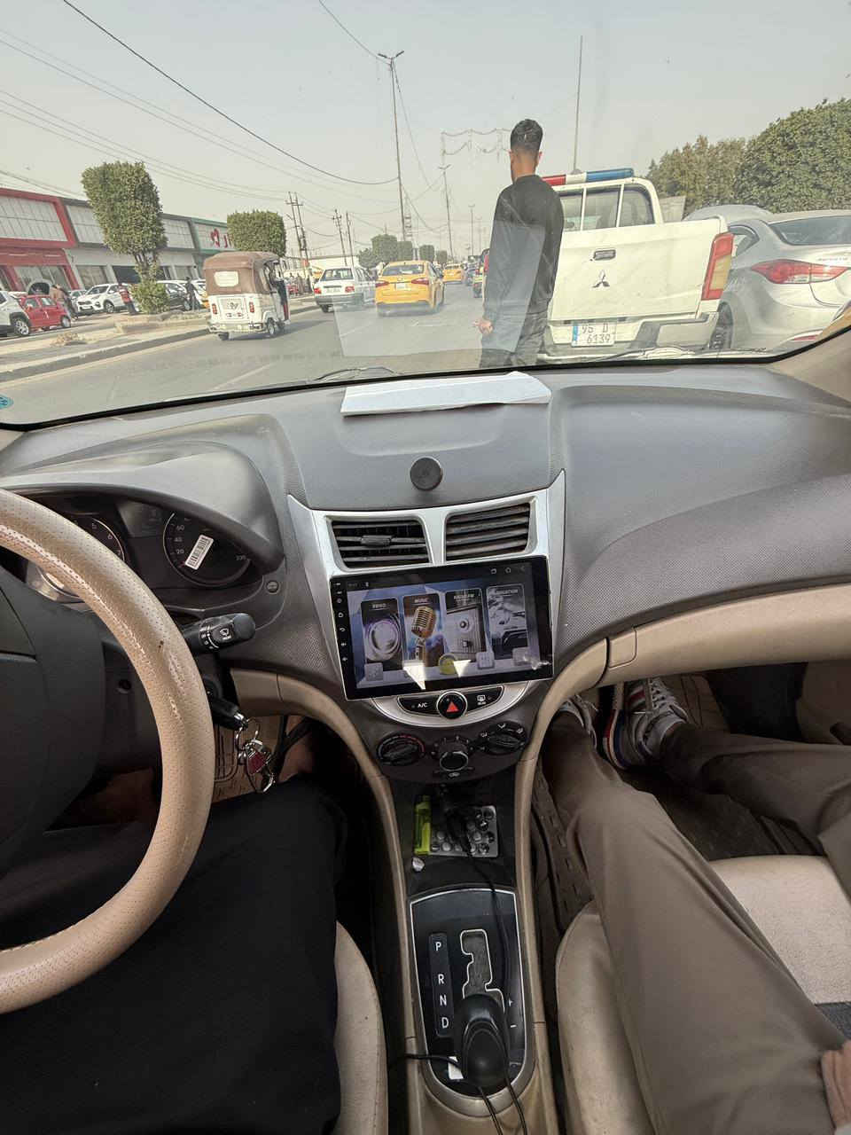 اكسنت 2015  فتحة تحكمات
مكينة 1600 دوش تبريد شغال خير من الله حدادية جديدة 
سونارها  بالمنشور 

السعر 102 وبيها مجال 

للاتصال ***********
