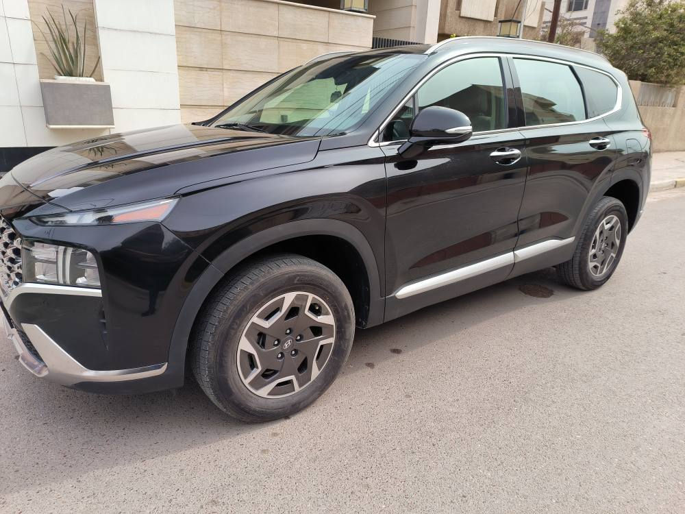 السلام عليكم
للبيع فقط سنتافيا موديل 23  هايبرد محرك 1600 تيربو  مرقم بغداد لون أسود ملكي بدون ضرر تبديل دعامية امامية نفس الون اسود تفصيح 

السعر // 220 $ وبيها مجال قليل

ماشيه 31 mi

🔴السياره جديده بدون ملاحظات 
المواصفات 
🔴مكينه 1600 تيربو
🔴بصمه تشغيل+ ابواب
🔴تشغيل عن بعد
🔴فور ويل  h trac
🔴شفتات ستيرن
🔴شحن وايرليس
🔴تبريد قطعتين
🔴كشن كهرباء
🔴تدفئه كشنات  
🔴سايد بريك بصمه 
🔴رادارات جانبيه + اماميه + خلفيه 
🔴لايت لد امامي زنون
🔴بريك توقف ذاتي عند الاقتراب 
🔴مانع انحدار 
🔴٤ انظمه قياده 
🛑بردات خلفيه
🔴اوتو هولد 
🔴شاشه ابل كار بلي
وباقي المواصفات المعروفه
السعر // 220 $ وبيها مجال قليل
مكاني بغداد الكرخ 
***********
***********
متوفر واتساب بغداد, العراق
