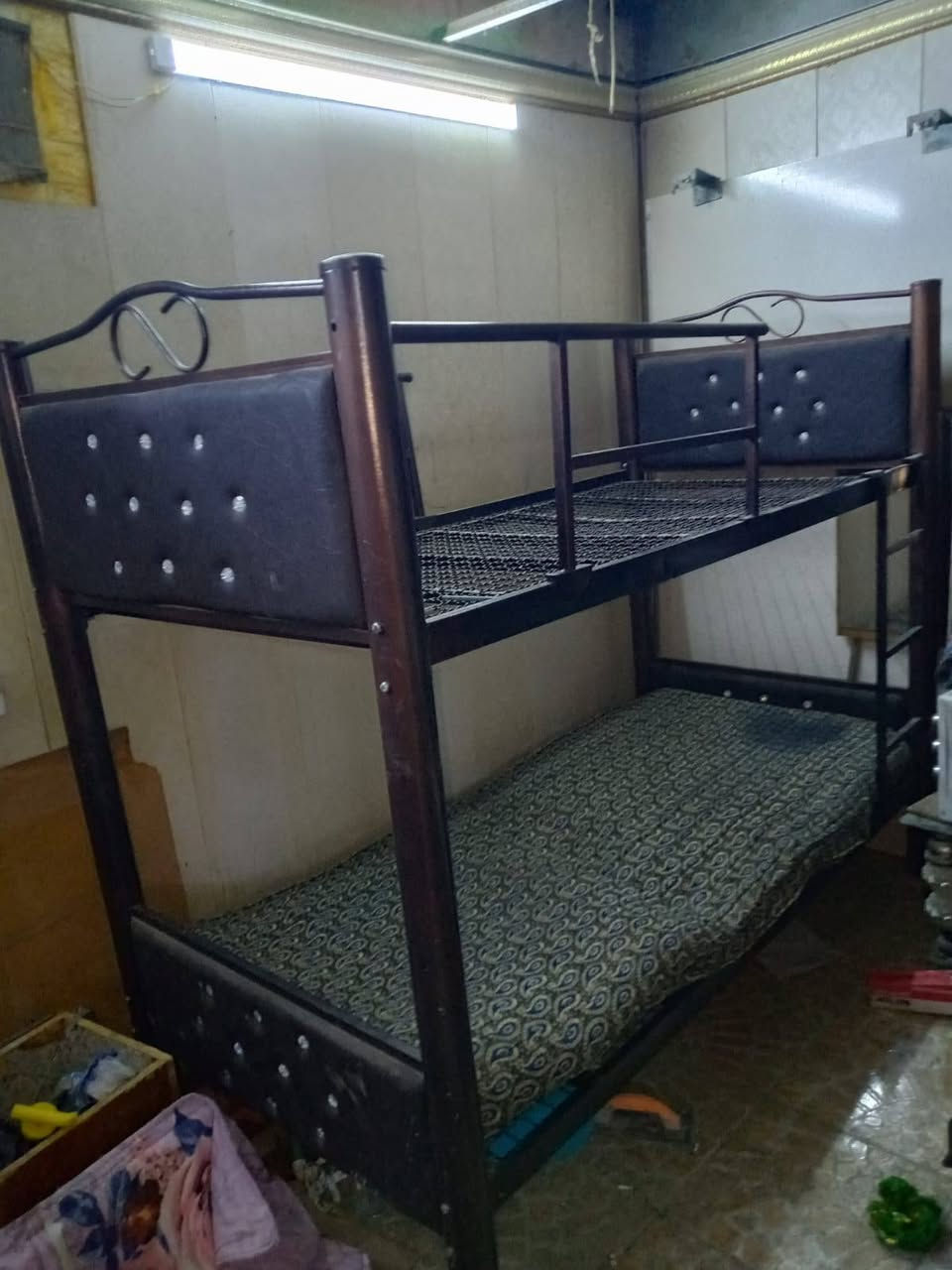 للبيع اخت الجديد سعر 100 عنوان البصرة مركز *********** مكلف بل نشر
