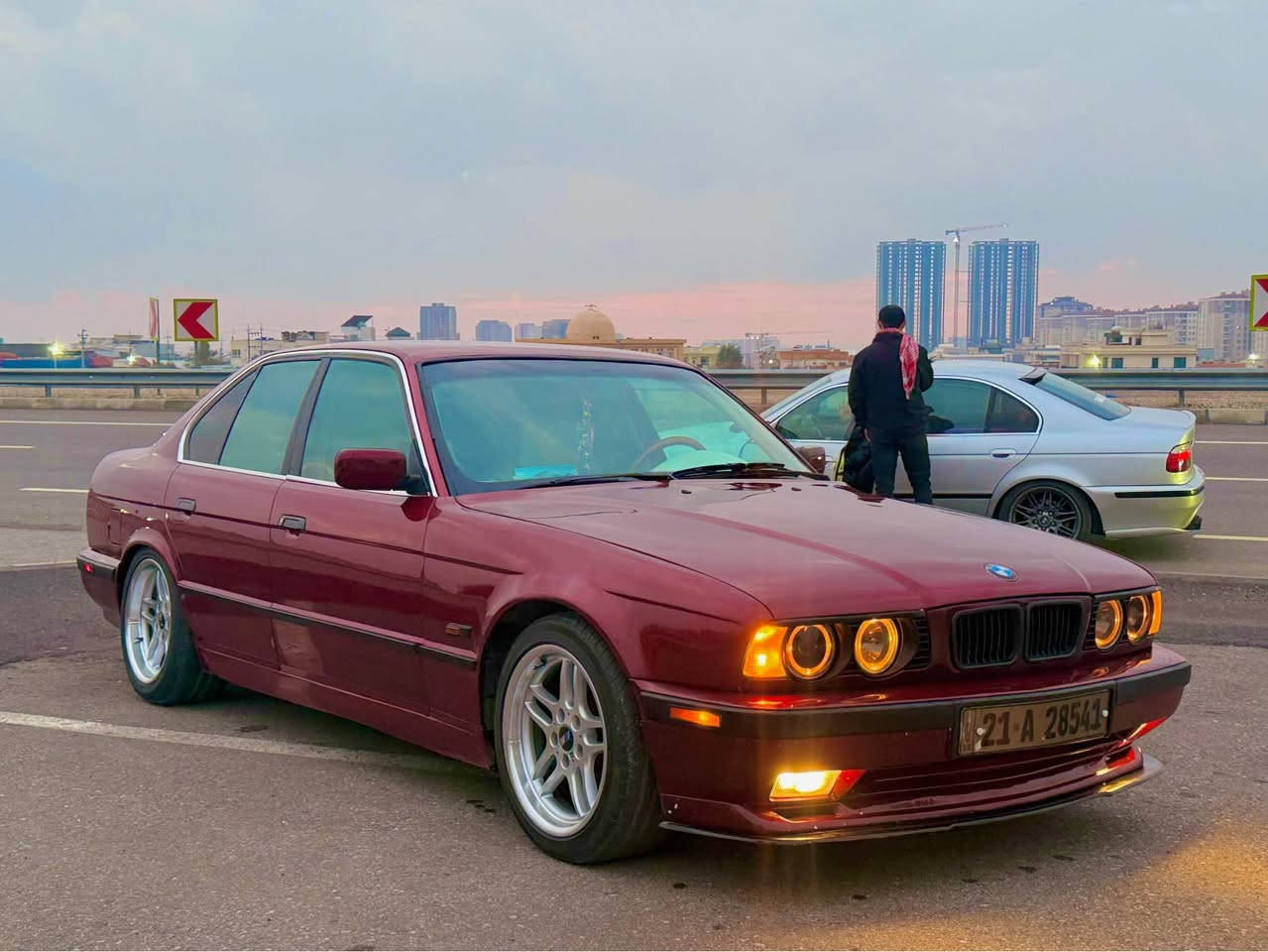 مۆدیل ٩٥ فول مواسەفات بێ سلایت گێر مەکینە ە
تەبرید تەقەو رەقە هەمو بەشەرت کلێر عام بۆ جوانی لێدرانی نیە پشتو پێشو هەموی بە شەرت  رەقەمو سەنەویو ژینگەی بەسەر نەچوە فول سپۆر تازە کردومە بە ئێم دەعامی تایەو ویل  
مەکینە ٢٥
گێر تۆماتیک
ناو فۆرمایکا
گوێبەرخ
پێشگەورە بۆنیت گەورە
ناو کرێمی
کوشین جلد
دیجیتاڵ
گۆرینەوەش دەکەم بە شتێک بە دڵم بێت
ژ.م:***********
سعر:٧٥ و معامەلە أربيل, العراق
