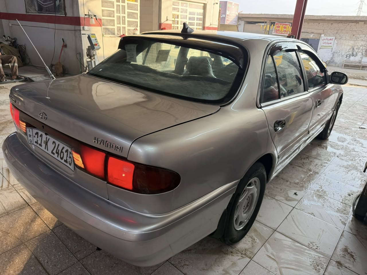 سلام عليكم سوناته تو للبيع موديل 1996 رقم بغداد سنوية لل2027 مصبوغة عام مابيه لا ضربة ولا طخة ولاخياس كير عادي مكينة حجم 2000 مفتوح كير ومكينة جدد صدر امامي خلفي جديد كهربائيات كله شغال ع البلاد سنتر لوك ريمونت تخم تاير المكان ديالى بعقوبة السعر 50 وبية مجال الرقم ***********
