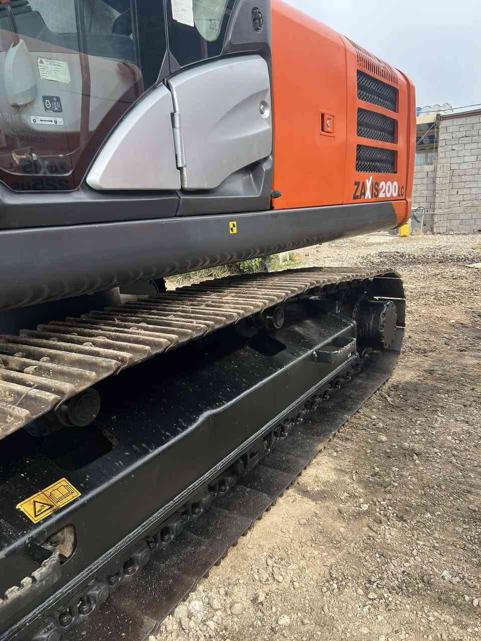 كل ما هو مميز تجدونه لدى معرض الصمد ***********
