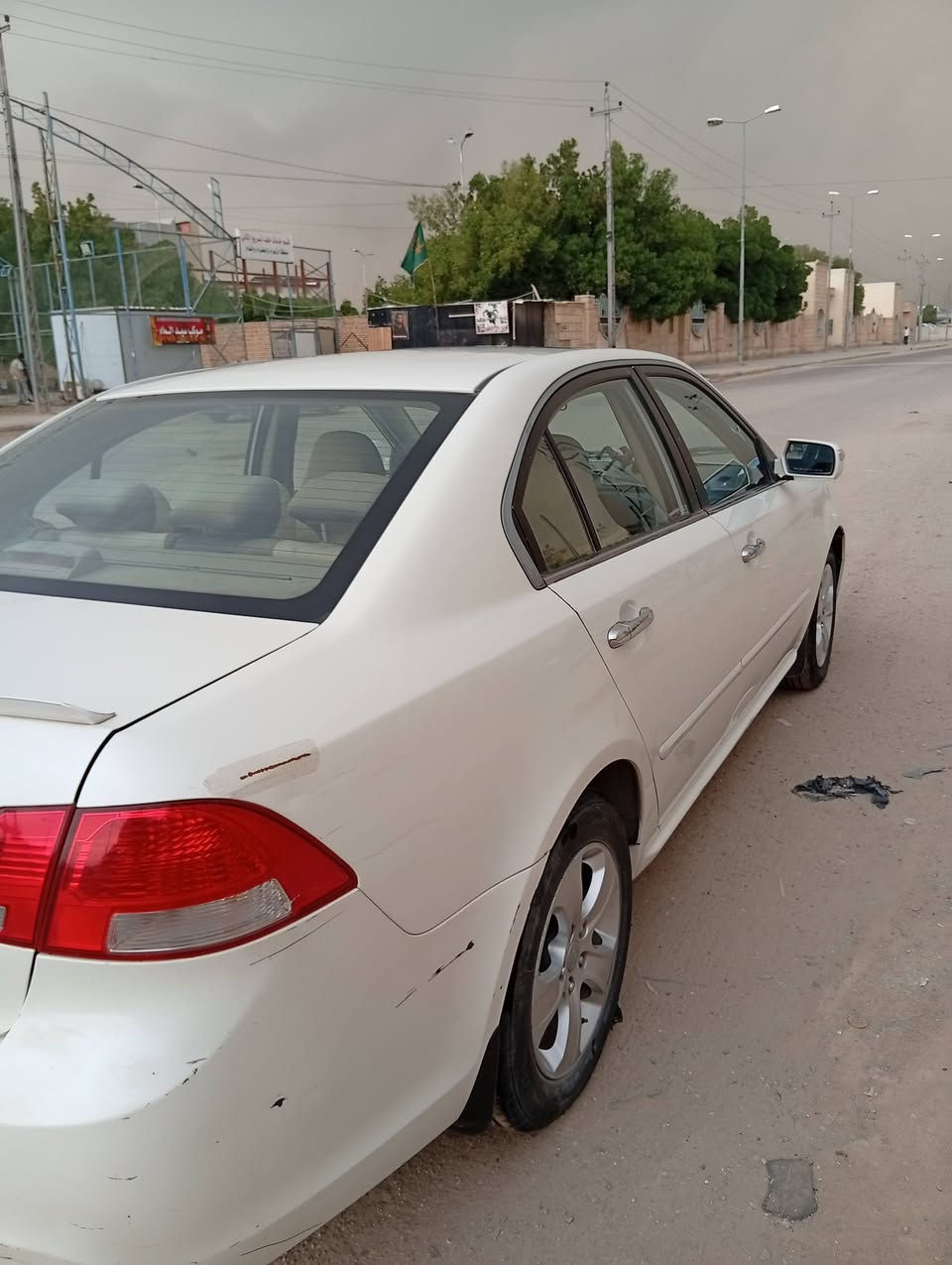 سياره اوبتيما عشرة خليجي أبيض بغداد بسمي فول عد البصمة بيه منظومه غاز بيه مداكر الأمامية صبغ وبنيد تبديل السعر 110. وبيه مجال ***********
