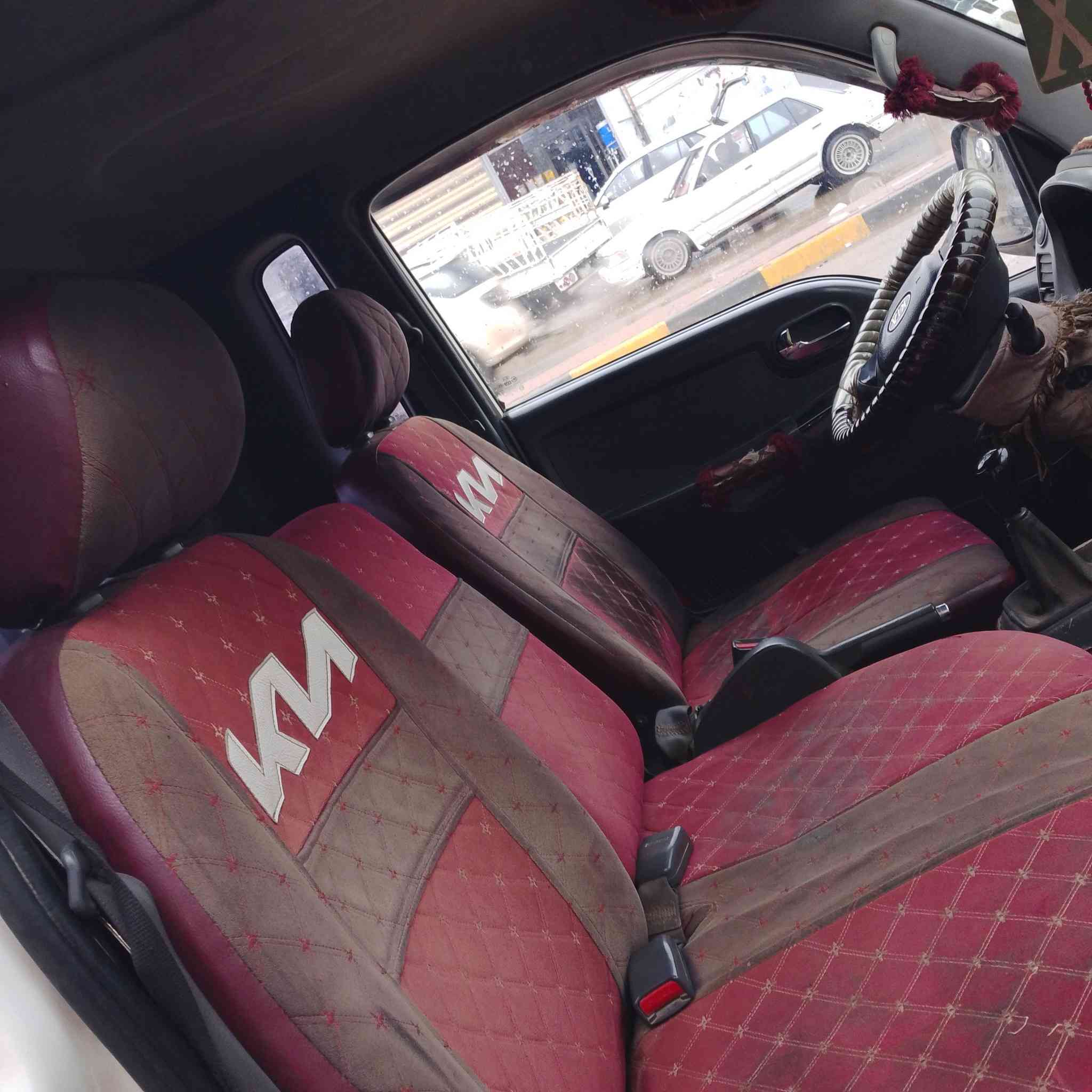 السلام عليكم
يوجد كيه 2015 (حبل ما مسجل)
محرك وكير و اكسن وصدر  واباور  كلو شرط 
سعر ((44)) وبيها مجال شي قليل 
 استفسار على هذا الرقم (***********)
.م(المحجل مو وياها)
